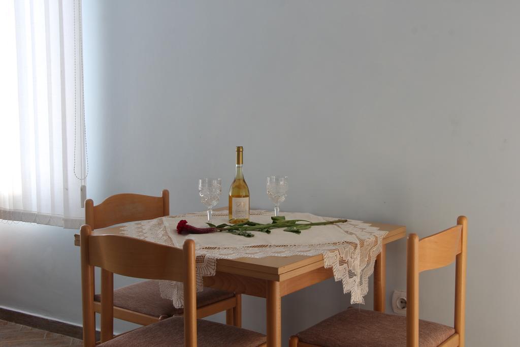 Alvanita Apartments Ulcinj Bagian luar foto
