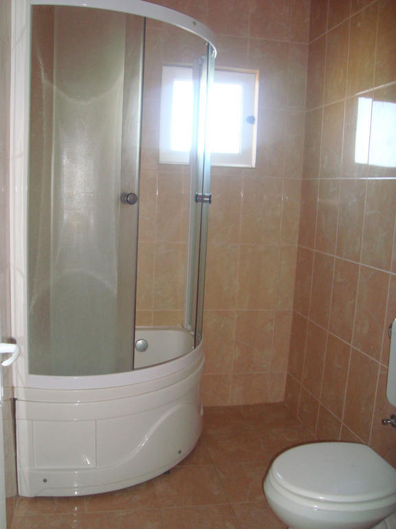 Alvanita Apartments Ulcinj Bagian luar foto